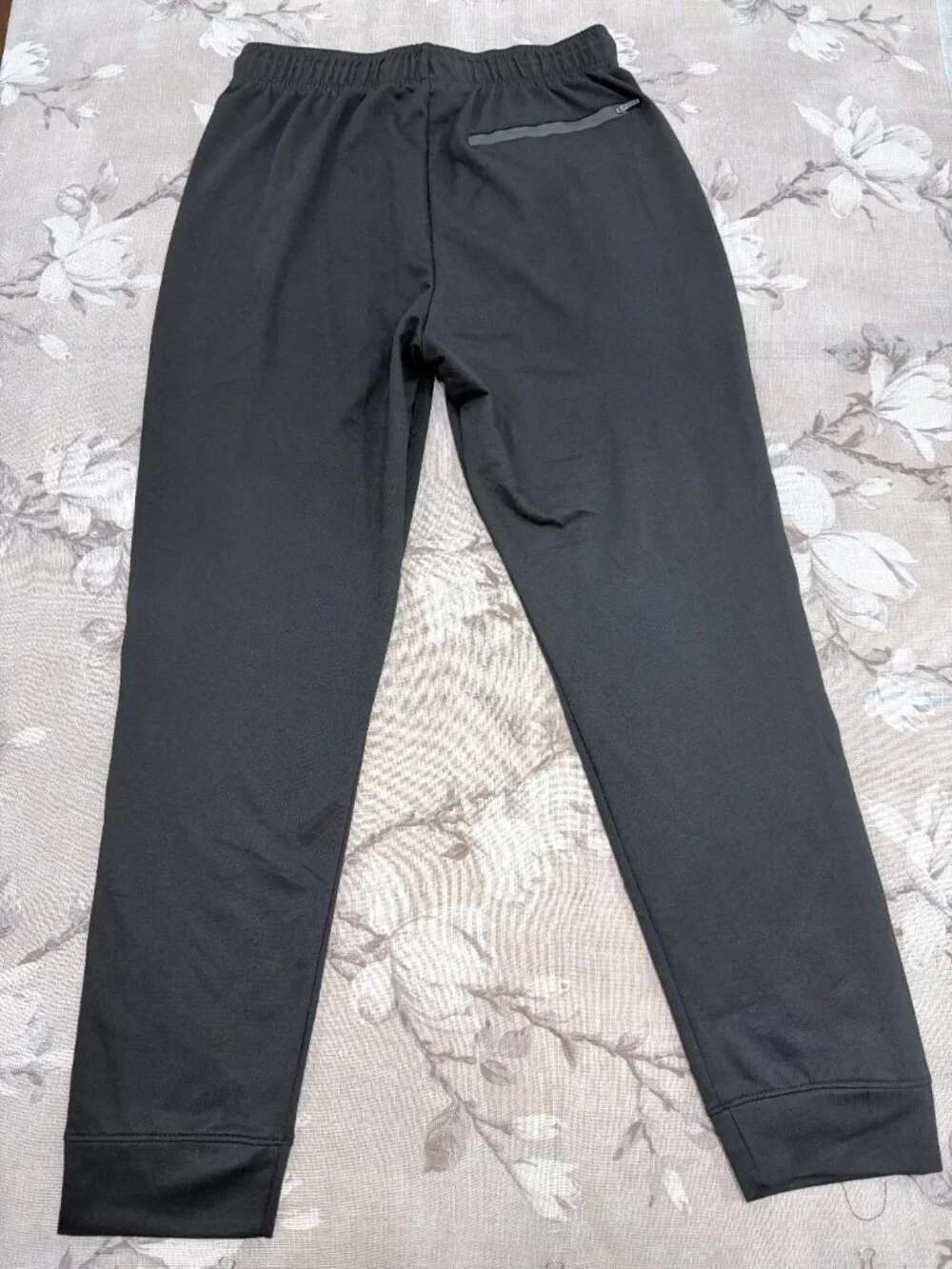 FILA Men’s M Black Logo Tape Jogger Track Workout Pants 28” Inseam